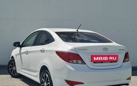 Hyundai Solaris II рестайлинг, 2015 год, 1 049 000 рублей, 3 фотография