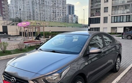 Hyundai Solaris II рестайлинг, 2018 год, 1 160 000 рублей, 3 фотография