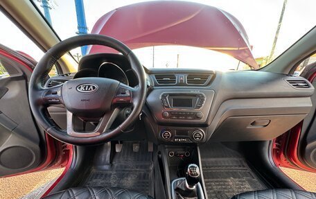 KIA Rio III рестайлинг, 2012 год, 500 000 рублей, 24 фотография