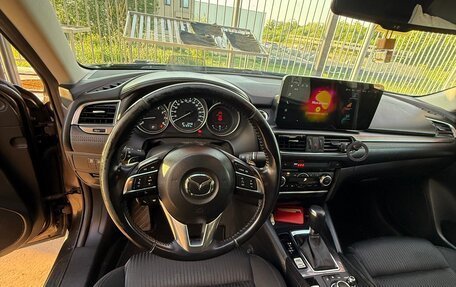 Mazda 6, 2016 год, 2 000 000 рублей, 11 фотография