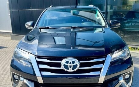 Toyota Fortuner II, 2018 год, 3 599 000 рублей, 2 фотография