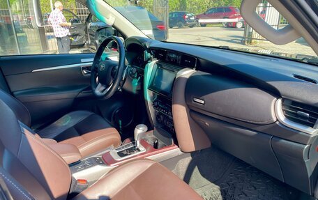 Toyota Fortuner II, 2018 год, 3 599 000 рублей, 15 фотография