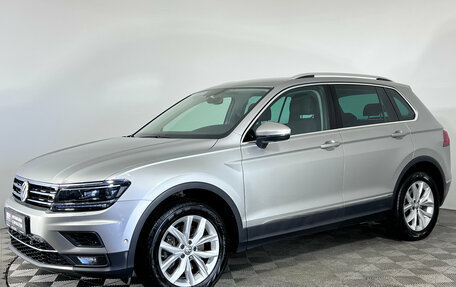 Volkswagen Tiguan II, 2017 год, 2 597 000 рублей, 1 фотография