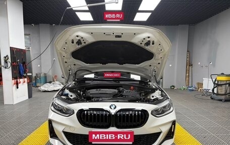 BMW 1 серия, 2021 год, 1 725 000 рублей, 8 фотография