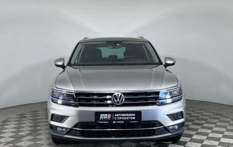 Volkswagen Tiguan II, 2017 год, 2 597 000 рублей, 2 фотография