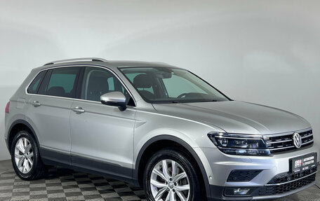 Volkswagen Tiguan II, 2017 год, 2 597 000 рублей, 3 фотография