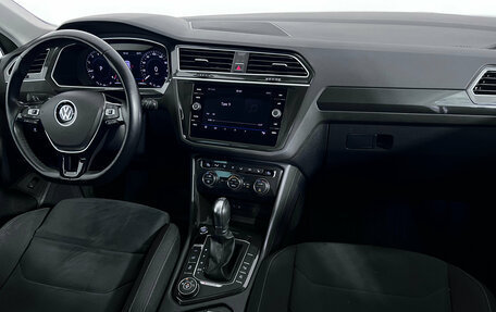 Volkswagen Tiguan II, 2017 год, 2 597 000 рублей, 10 фотография