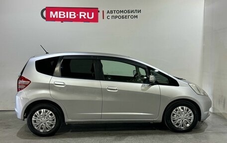 Honda Fit III, 2009 год, 545 000 рублей, 10 фотография