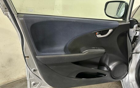 Honda Fit III, 2009 год, 545 000 рублей, 15 фотография