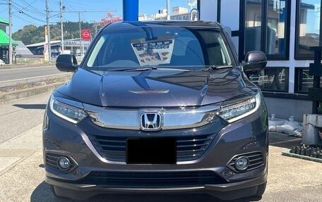 Honda Vezel, 2022 год, 1 399 000 рублей, 2 фотография