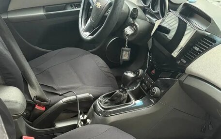 Chevrolet Cruze II, 2010 год, 399 999 рублей, 7 фотография