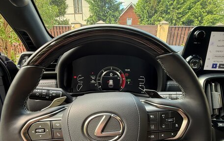 Lexus LX, 2024 год, 18 200 000 рублей, 6 фотография