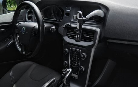 Volvo V40 Cross Country I, 2013 год, 1 390 000 рублей, 8 фотография