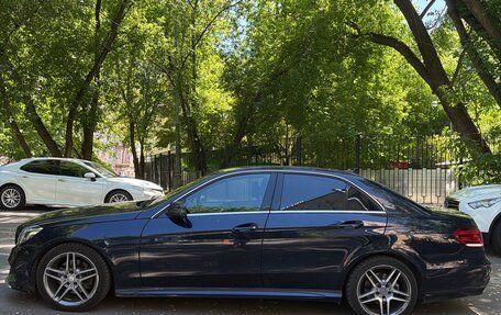 Mercedes-Benz E-Класс, 2015 год, 2 350 000 рублей, 3 фотография