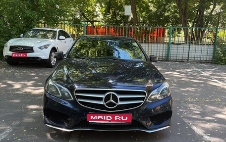 Mercedes-Benz E-Класс, 2015 год, 2 350 000 рублей, 1 фотография
