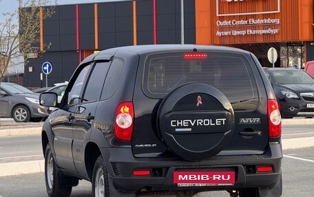 Chevrolet Niva I рестайлинг, 2012 год, 690 000 рублей, 5 фотография
