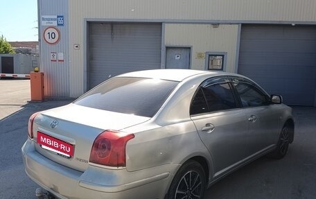 Toyota Avensis III рестайлинг, 2003 год, 620 000 рублей, 5 фотография