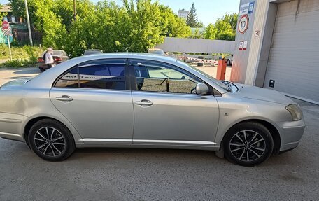 Toyota Avensis III рестайлинг, 2003 год, 620 000 рублей, 14 фотография