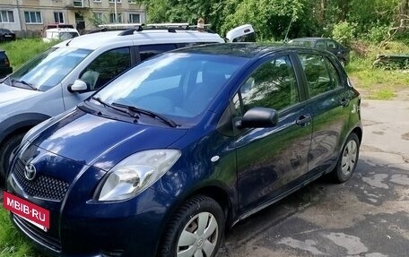 Toyota Yaris III рестайлинг, 2008 год, 499 000 рублей, 6 фотография