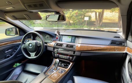 BMW 5 серия, 2010 год, 2 500 000 рублей, 10 фотография