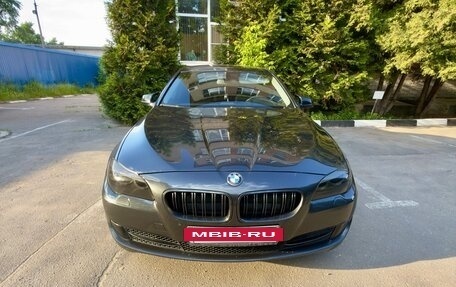 BMW 5 серия, 2010 год, 2 500 000 рублей, 2 фотография