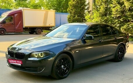 BMW 5 серия, 2010 год, 2 500 000 рублей, 3 фотография