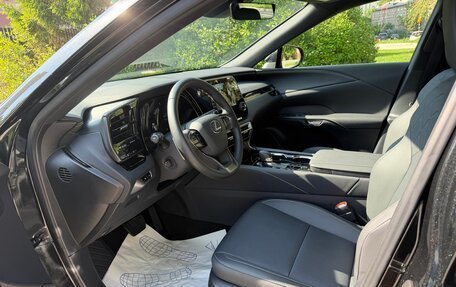 Lexus RX IV рестайлинг, 2025 год, 6 900 000 рублей, 14 фотография