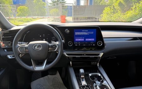 Lexus RX IV рестайлинг, 2025 год, 6 900 000 рублей, 13 фотография