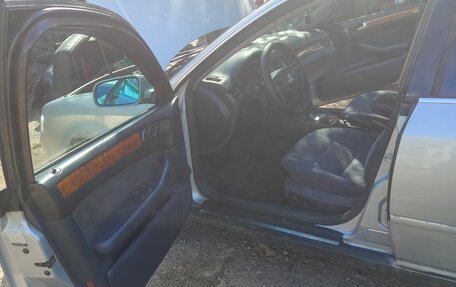 Audi A6, 1998 год, 260 000 рублей, 8 фотография