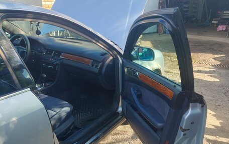 Audi A6, 1998 год, 260 000 рублей, 14 фотография