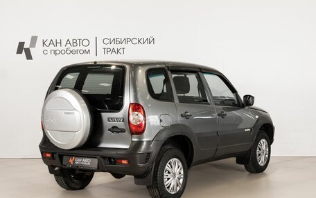 Chevrolet Niva I рестайлинг, 2017 год, 689 900 рублей, 3 фотография
