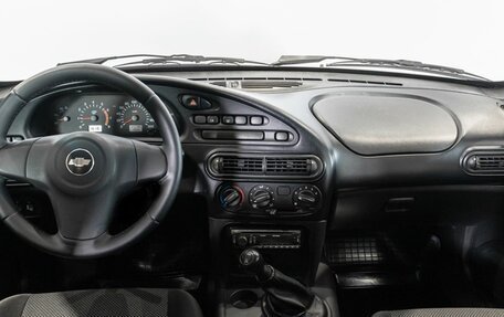 Chevrolet Niva I рестайлинг, 2017 год, 689 900 рублей, 6 фотография