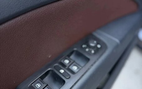 Skoda Superb III рестайлинг, 2012 год, 999 999 рублей, 12 фотография