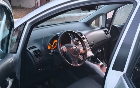 Toyota Auris II, 2008 год, 750 000 рублей, 14 фотография