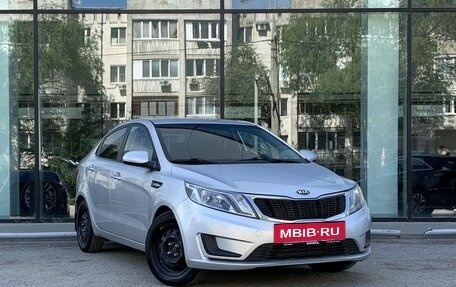 KIA Rio III рестайлинг, 2014 год, 830 000 рублей, 3 фотография