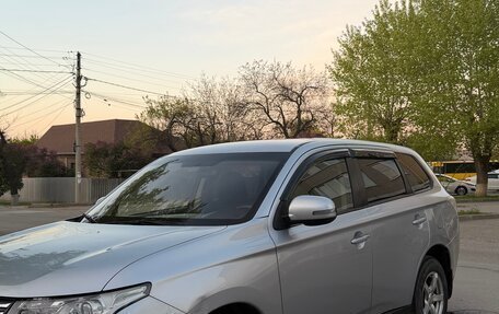 Mitsubishi Outlander III рестайлинг 3, 2012 год, 1 200 000 рублей, 3 фотография