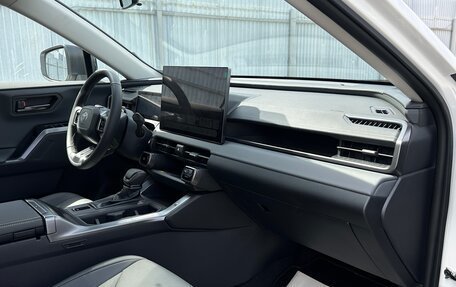Toyota RAV4, 2026 год, 4 290 000 рублей, 25 фотография