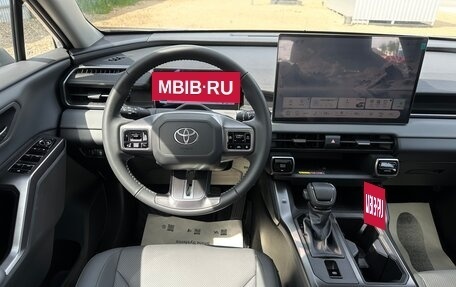 Toyota RAV4, 2026 год, 4 290 000 рублей, 18 фотография