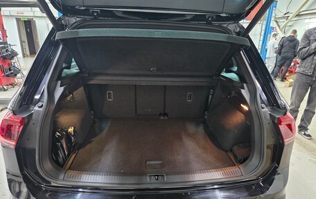Volkswagen Tiguan II, 2020 год, 2 650 000 рублей, 16 фотография