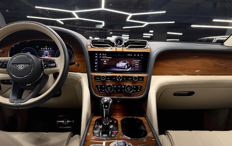 Bentley Bentayga I, 2020 год, 19 000 000 рублей, 20 фотография