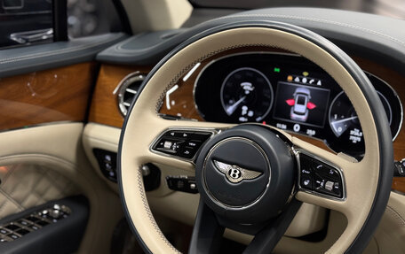 Bentley Bentayga I, 2020 год, 19 000 000 рублей, 18 фотография
