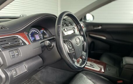 Toyota Camry, 2012 год, 1 379 000 рублей, 10 фотография