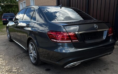 Mercedes-Benz E-Класс, 2013 год, 2 250 000 рублей, 3 фотография
