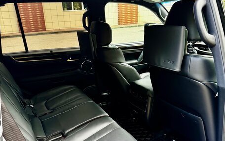 Lexus LX III, 2021 год, 13 000 000 рублей, 18 фотография