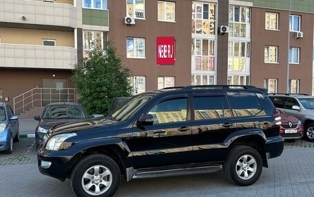 Toyota Land Cruiser Prado 120 рестайлинг, 2007 год, 1 800 000 рублей, 4 фотография