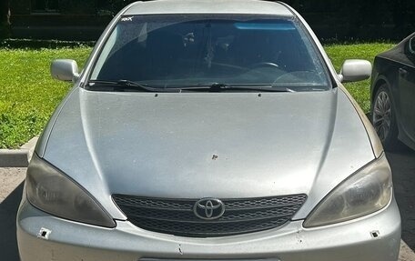 Toyota Camry V40, 2003 год, 590 000 рублей, 2 фотография