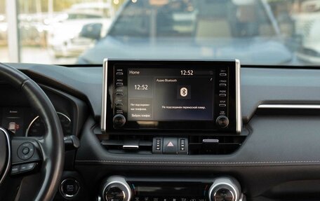 Toyota RAV4, 2020 год, 3 350 000 рублей, 14 фотография