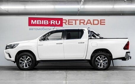 Toyota Hilux VIII, 2020 год, 4 550 000 рублей, 9 фотография