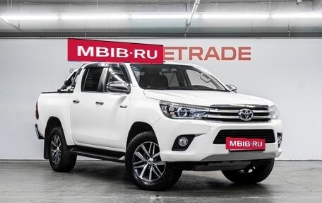 Toyota Hilux VIII, 2020 год, 4 550 000 рублей, 4 фотография
