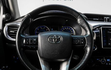 Toyota Hilux VIII, 2020 год, 4 550 000 рублей, 19 фотография